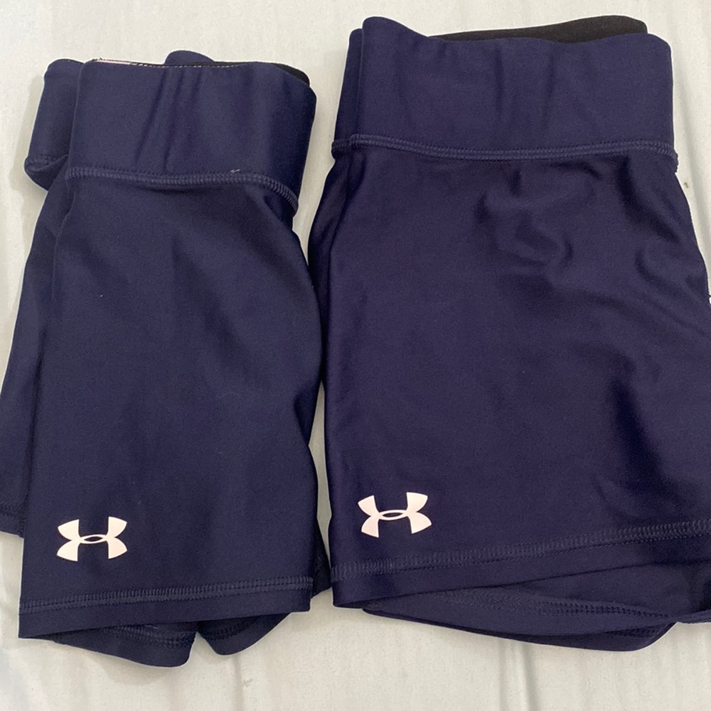 2 pairs of Under Armour spandex. Navy blue